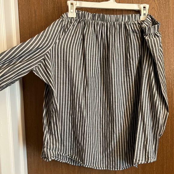 New Torrid Strapless Striped Top - Picture 4 of 6